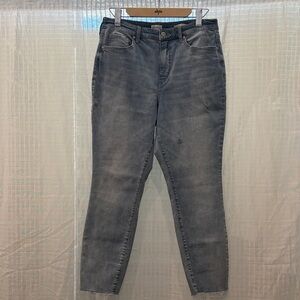 Wonderly Women's Gray denim stretch Skinny Jeans